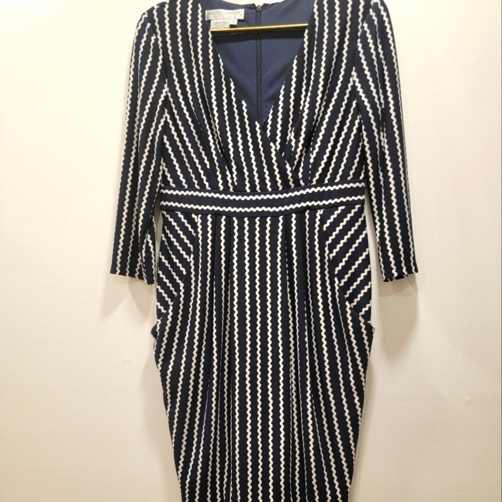 Maggy London Petites mini business casual dress dize 6P